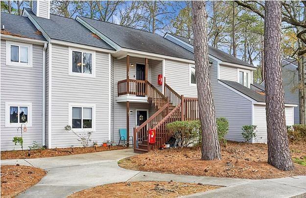 23 Rudwick Cir #23 - Photo 3 of 21