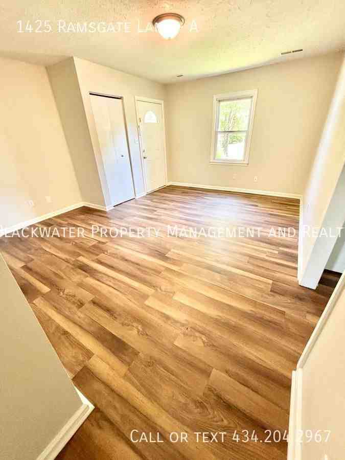 1425 Ramsgate Ln #A - Photo 3 of 10