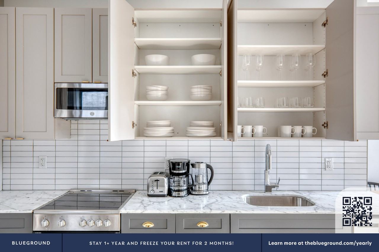 371 E 10th St #1044 - Photo 7 of 24