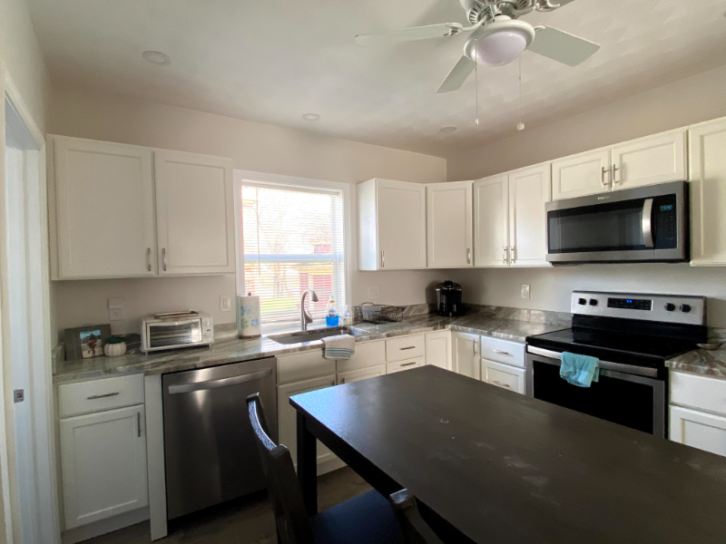 100 Ohio Ave - Photo 3 of 13