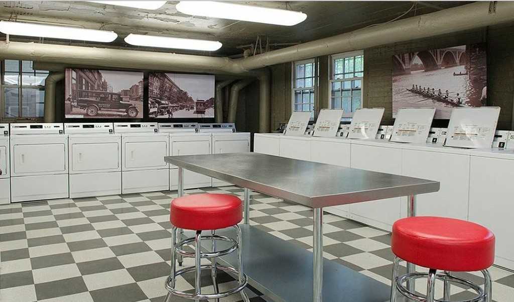 Kew Gardens - Photo 3 of 19