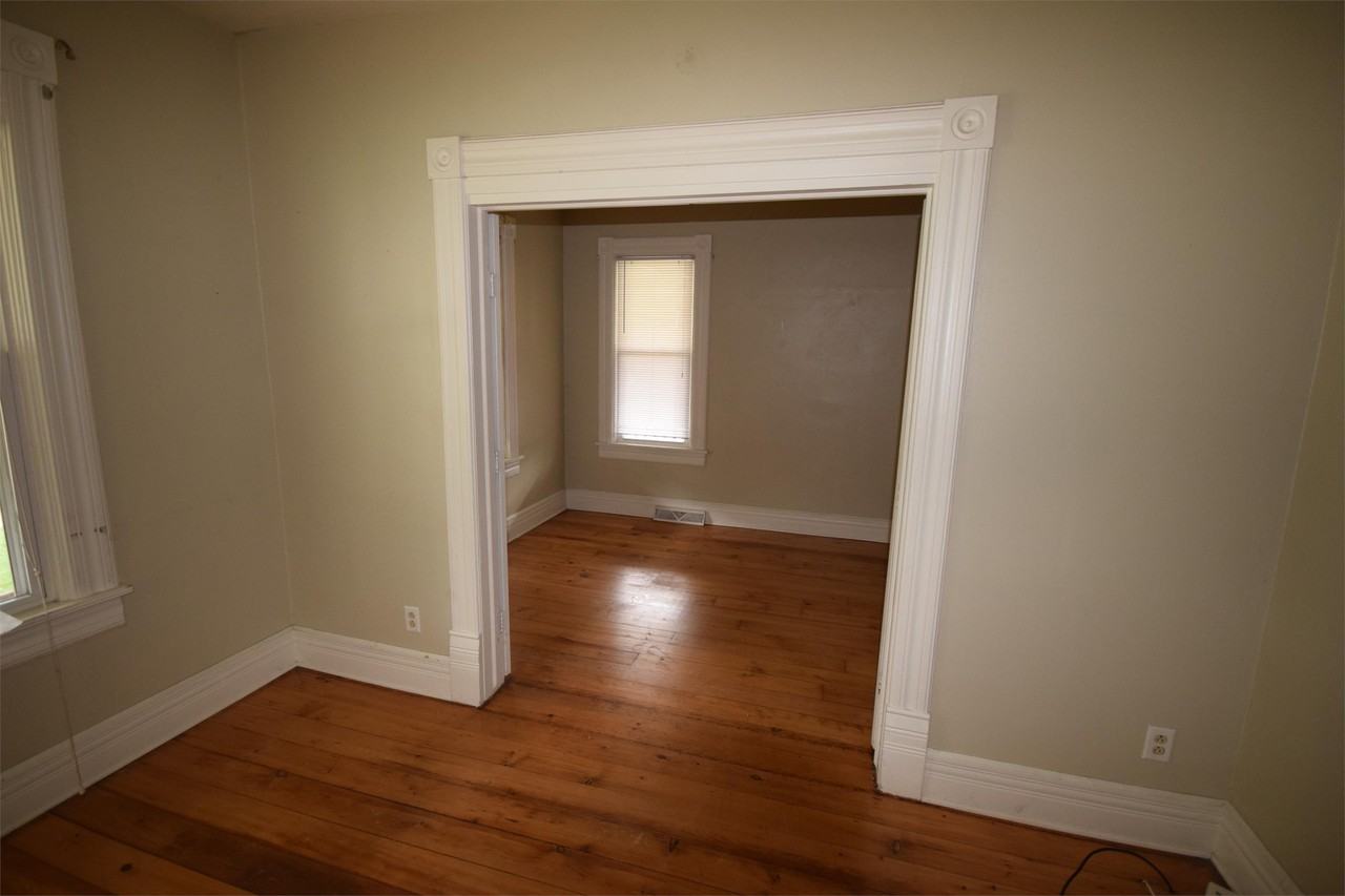 477/479 Forest Ave, Fond du lac - Photo 3 of 9