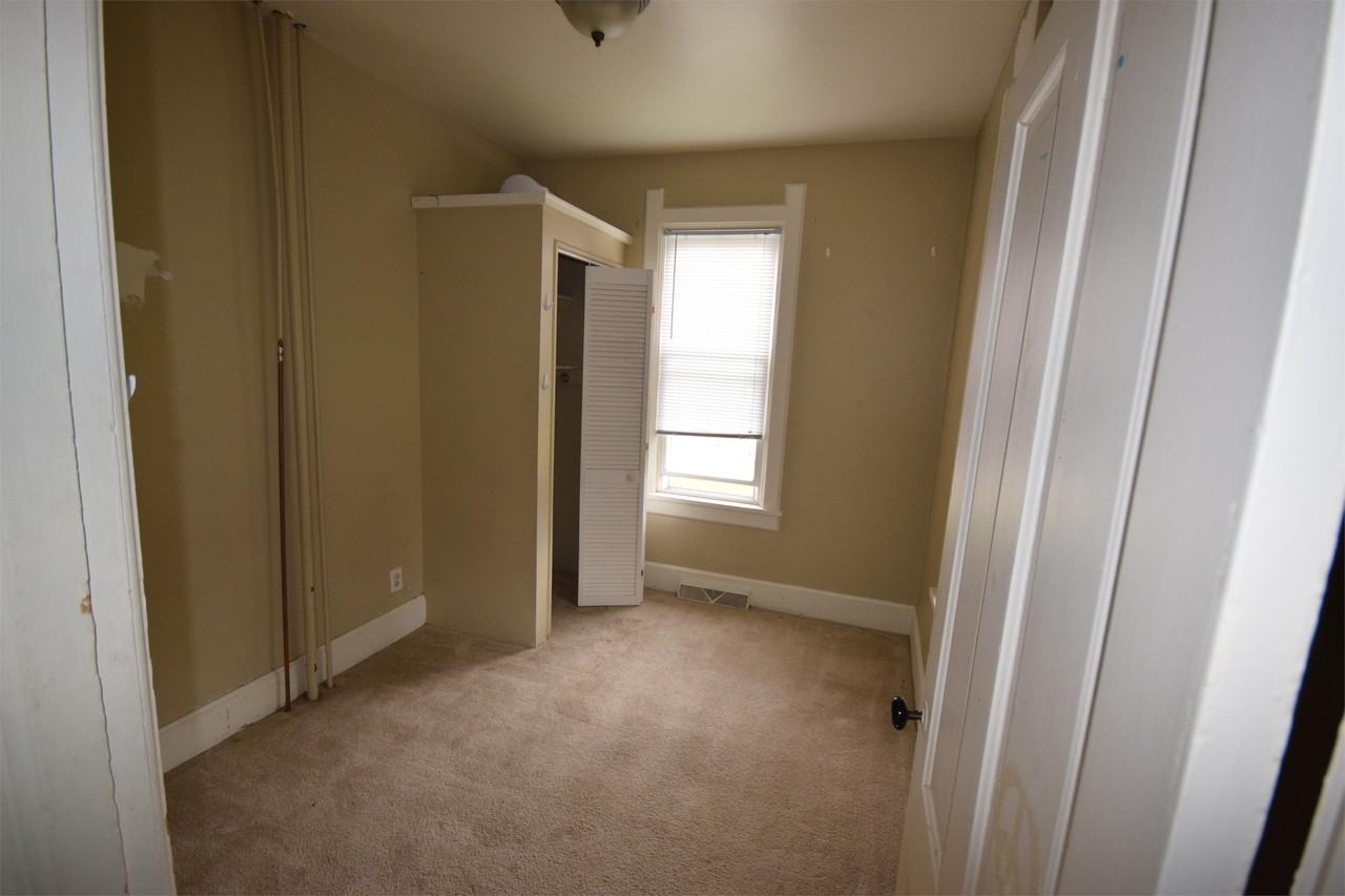 477/479 Forest Ave, Fond du lac - Photo 6 of 9