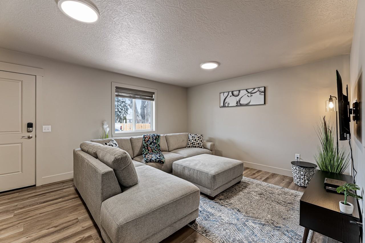 1430 South 4th Avenue - Photo 2 of 17