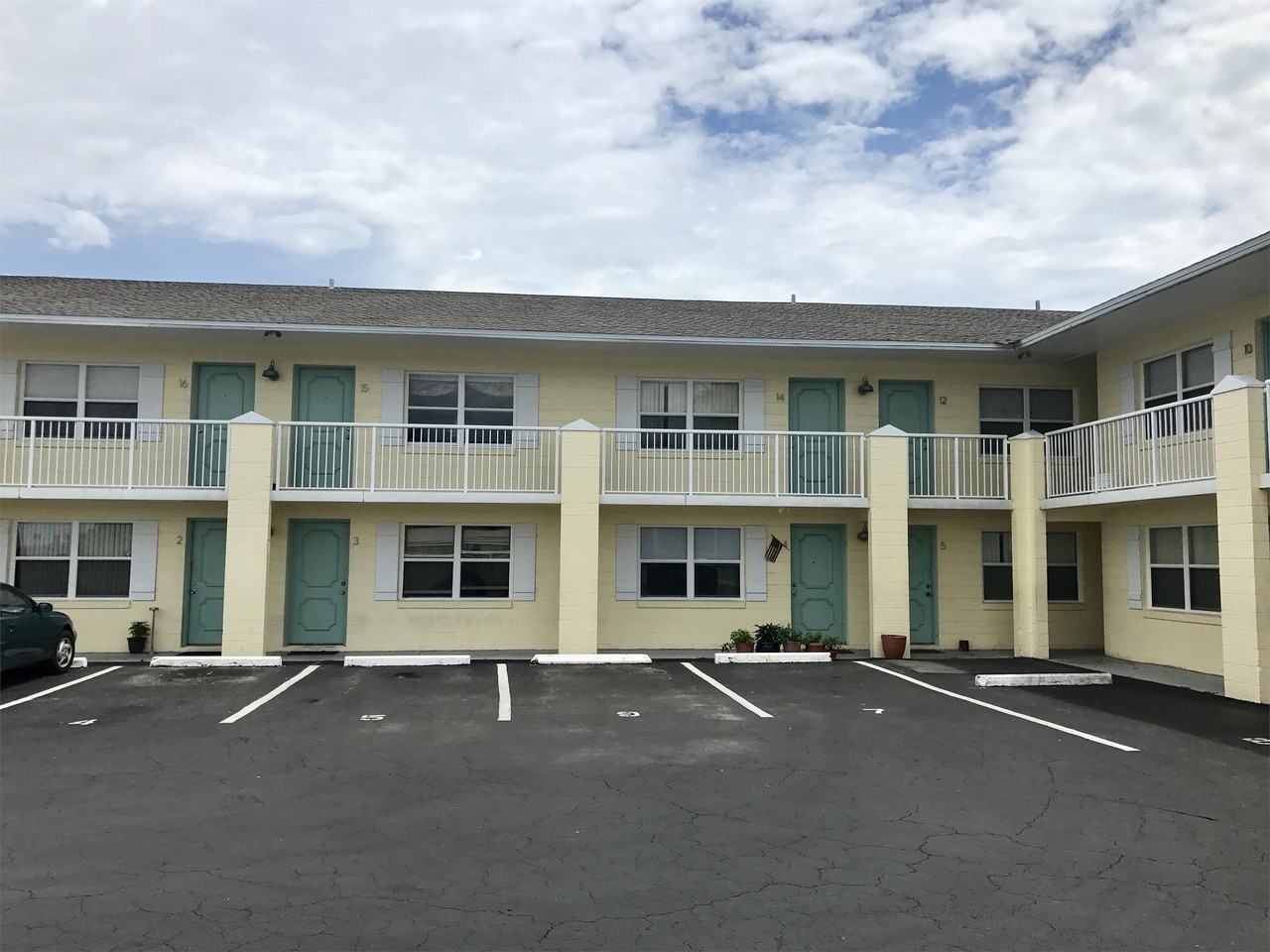 River West Apartments - Photo 5 of 24