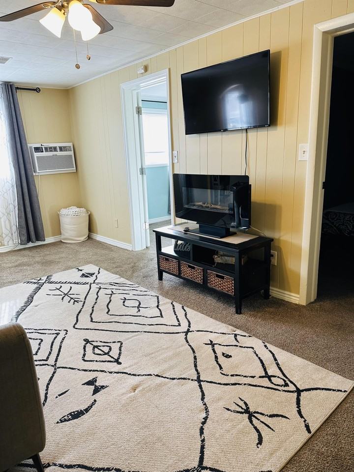 5800 Newport Street Unit 3 - Photo 2 of 8