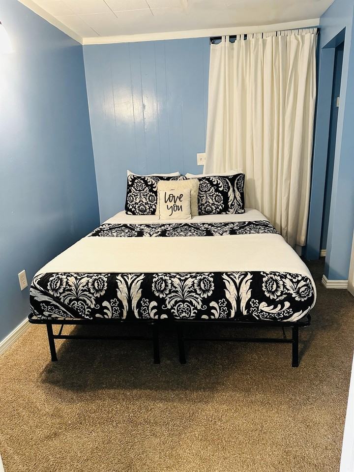 5800 Newport Street Unit 3 - Photo 7 of 8