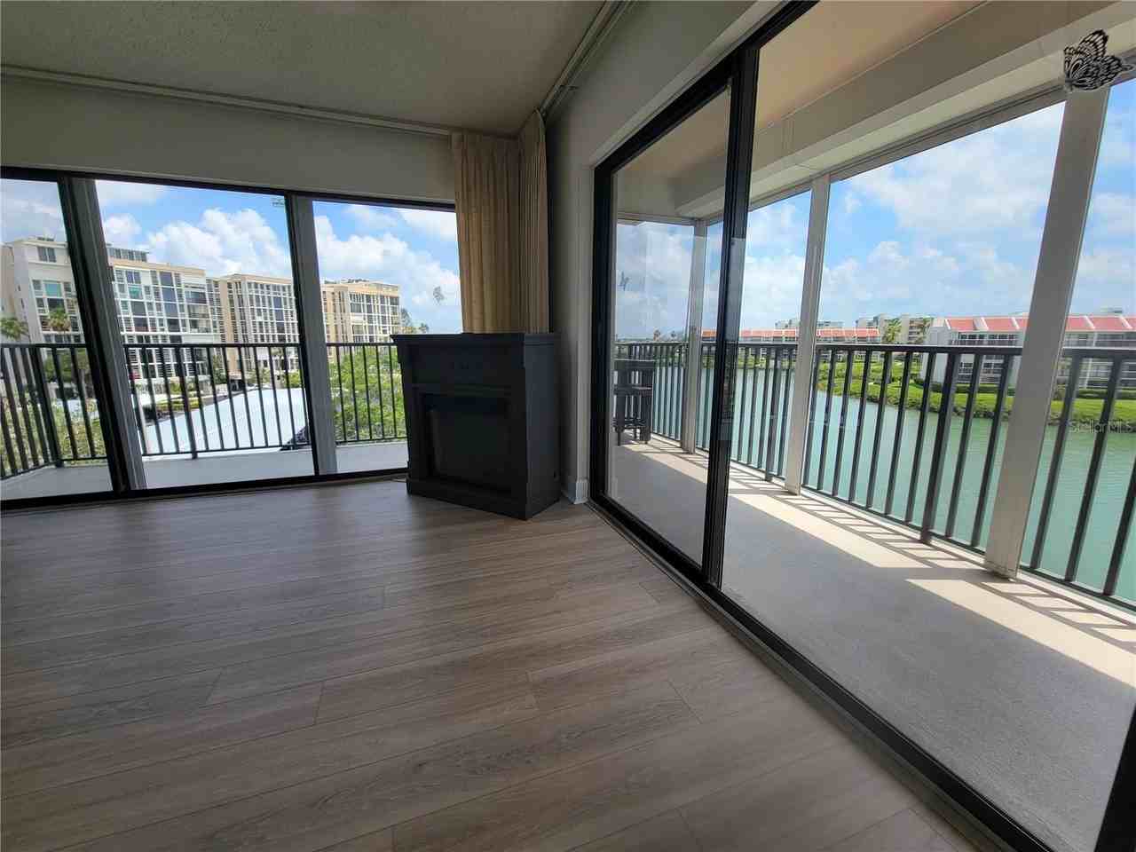 7600 Sun Island Dr S #408 - Photo 7 of 34