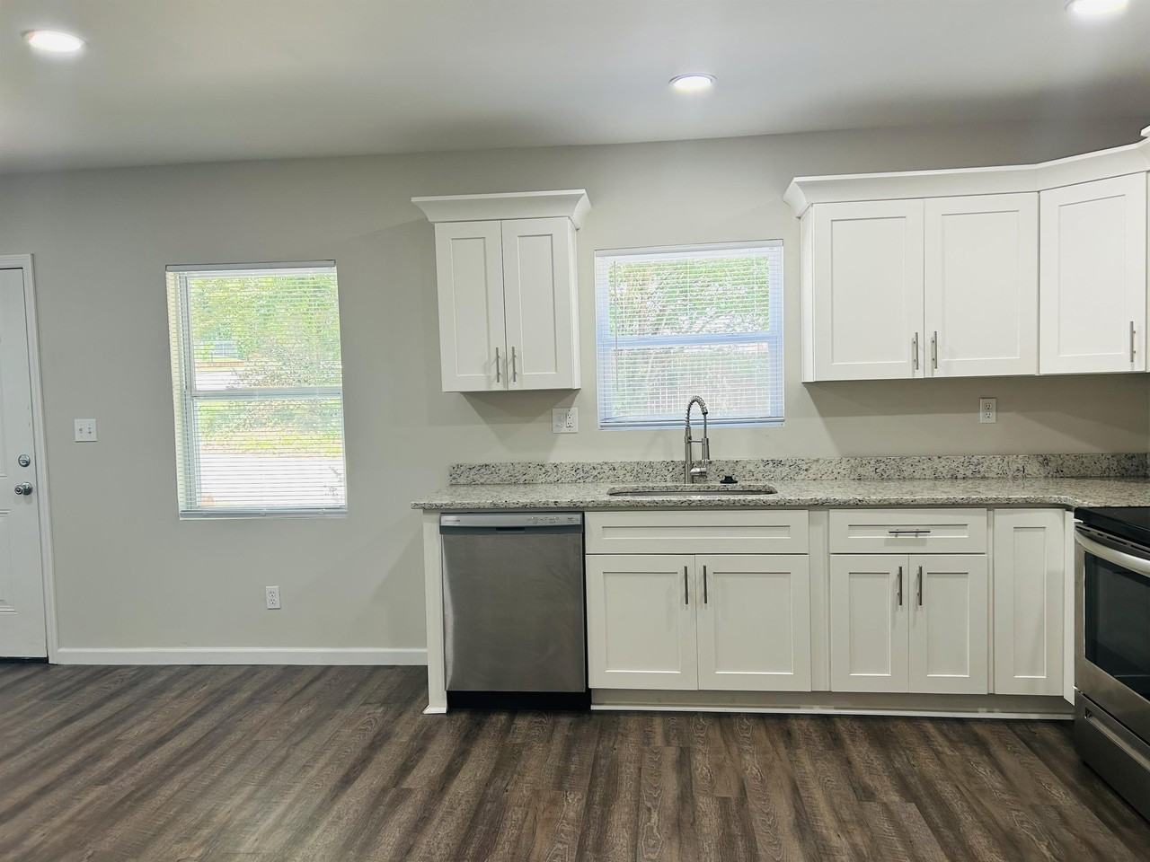 622 Perry Road - B - Photo 5 of 16