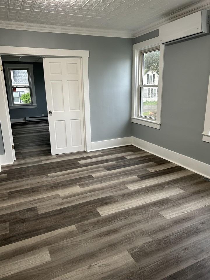 18 Park Avenue - Photo 2 of 10