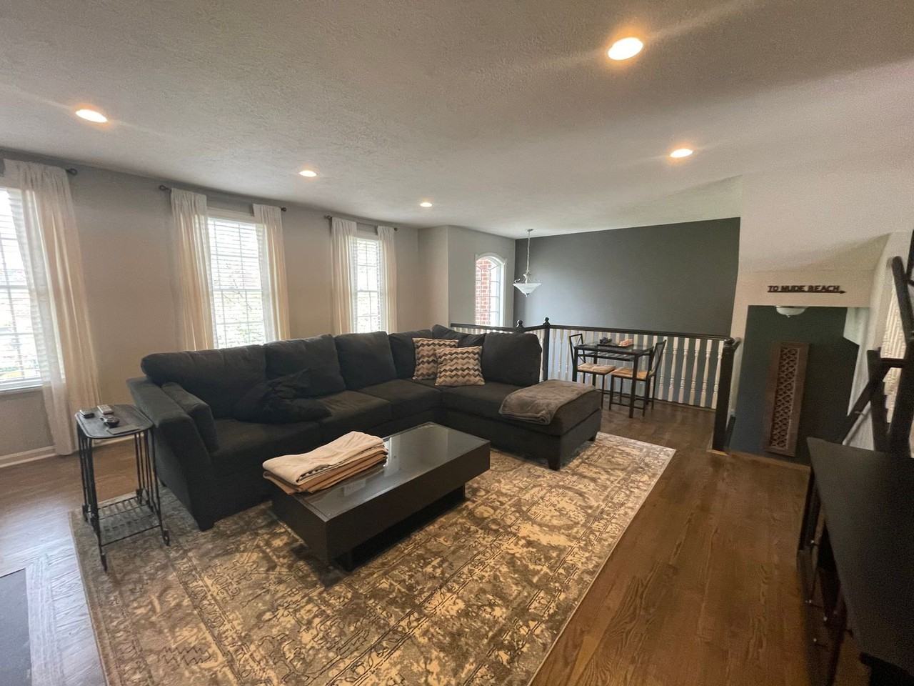 309 Marshall Heights Dr - Photo 3 of 18