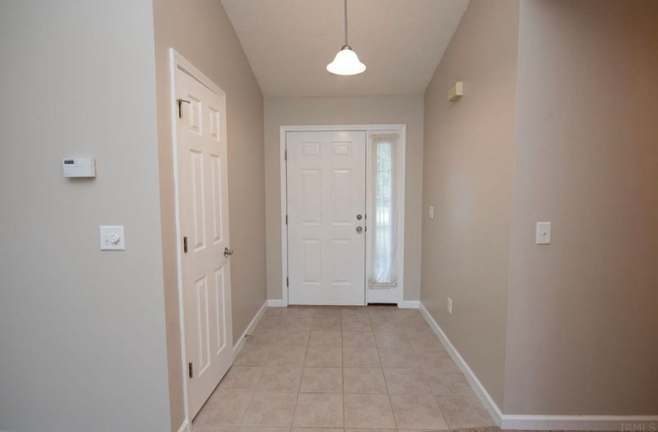 3209 Stratus Ct - Photo 4 of 23