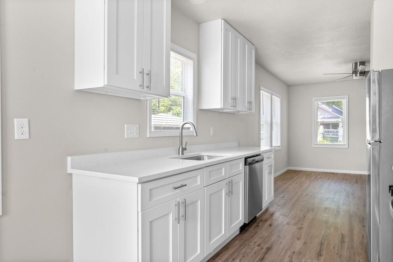 514 S Fort Ave - Photo 7 of 21