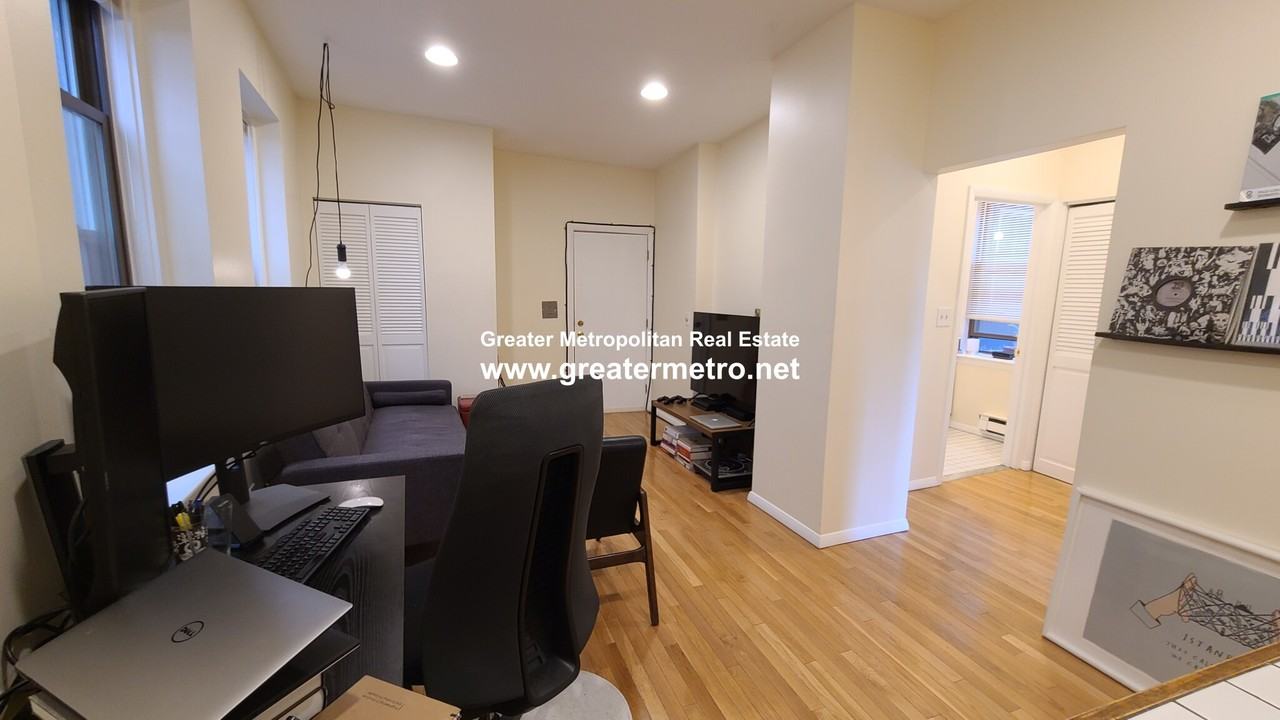 16 Foster St #8 - Photo 2 of 16