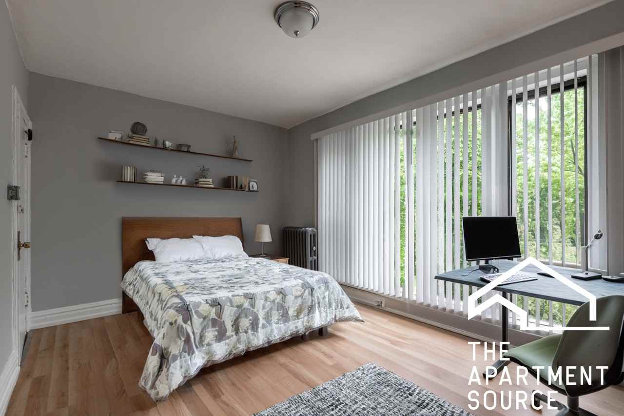 5451 S Cornell Ave #106 - Photo 3 of 25