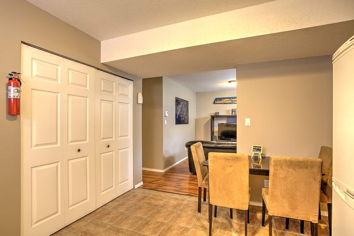 6132 Ryall Road - Photo 3 of 9