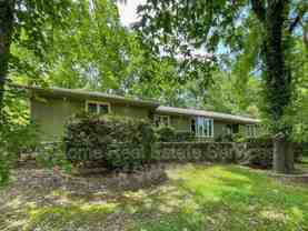 4410 E Valley Rd - Photo 1 of 1