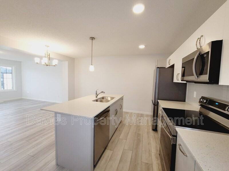 1083 Cy Becker Rd Nw - Photo 3 of 17