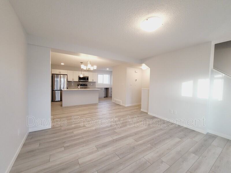 1083 Cy Becker Rd Nw - Photo 7 of 17