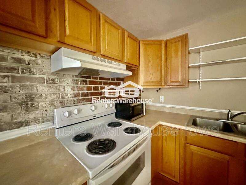 2300 Beaver Ave #6 - Photo 3 of 26