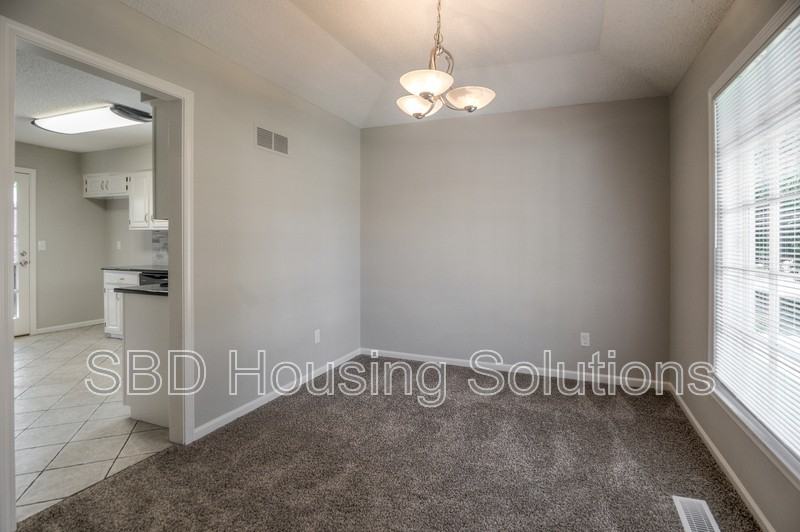 16317 E 28th St S - Photo 6 of 13