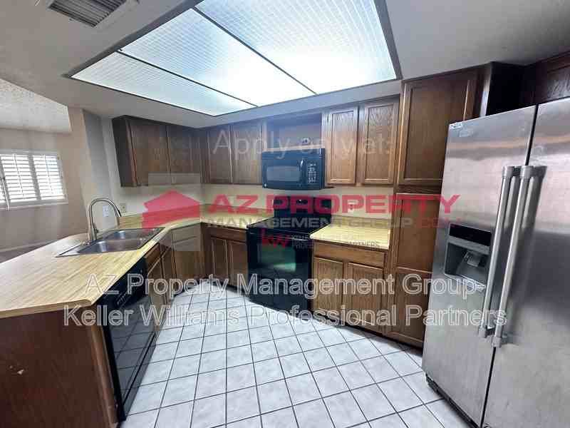 4770 W New World Dr - Photo 3 of 15