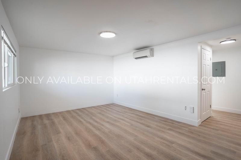 425 Sw #18 - Photo 3 of 22