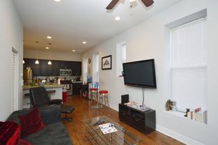 1501 W Superior St #1F - Photo 1 of 1