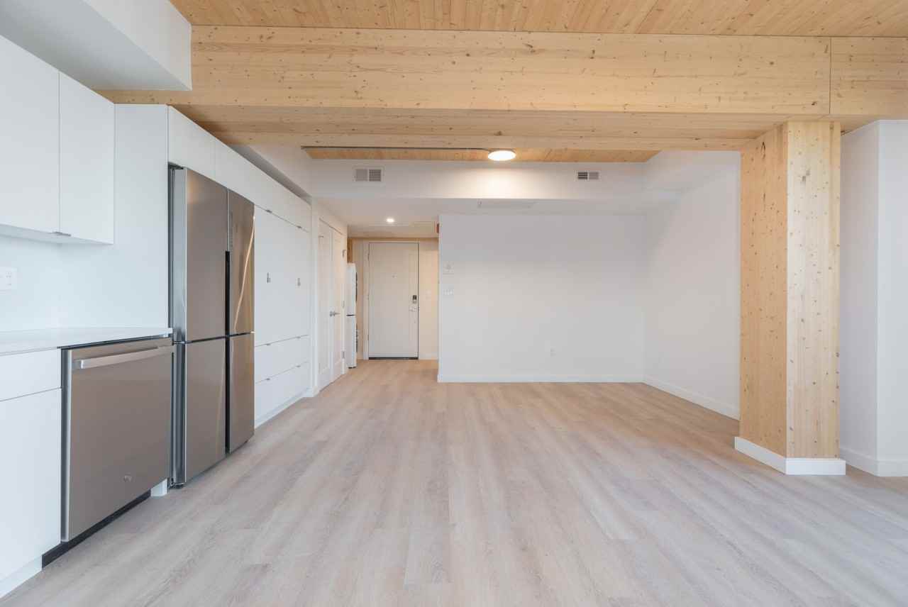 East Lenox & Washington St #306 - Photo 4 of 16