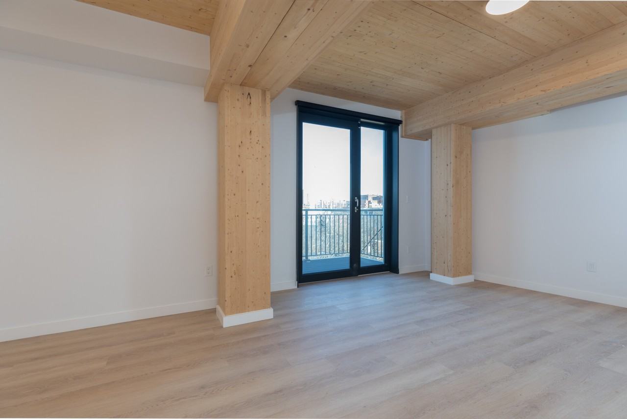 East Lenox & Washington St #306 - Photo 6 of 16