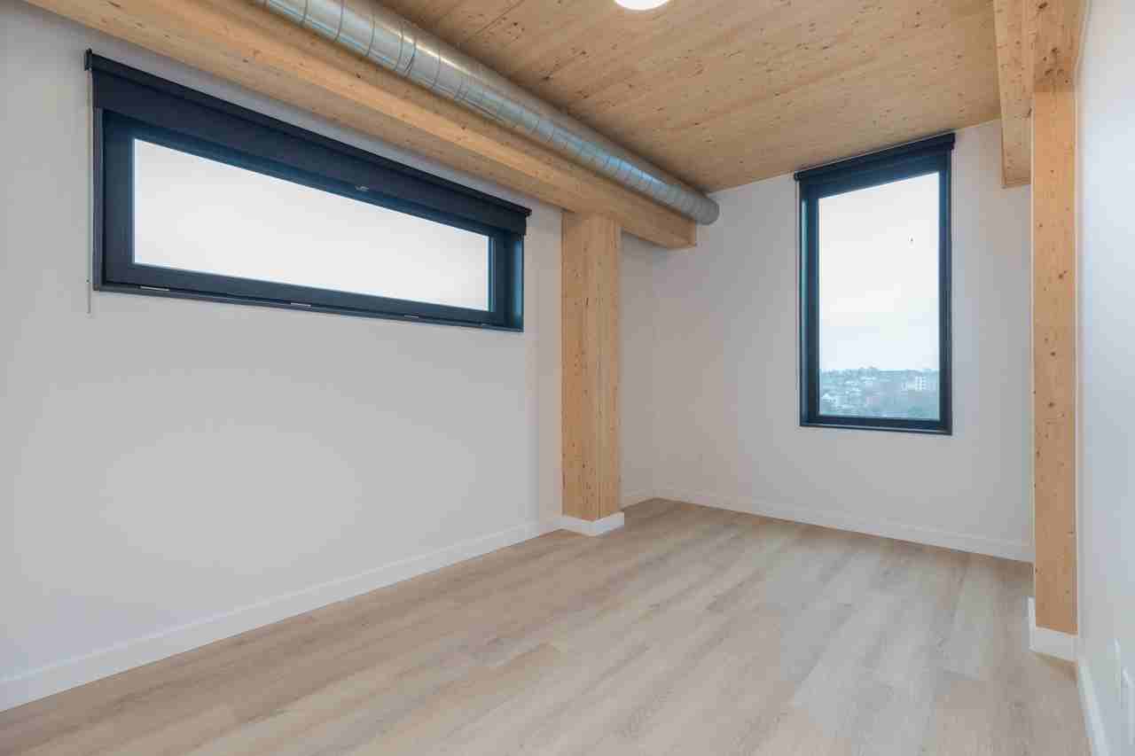 E Lenox St #604 - Photo 3 of 18