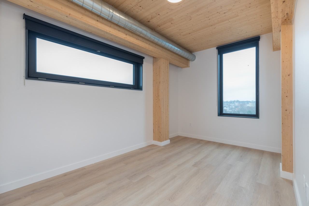 E Lenox St #704 - Photo 3 of 18