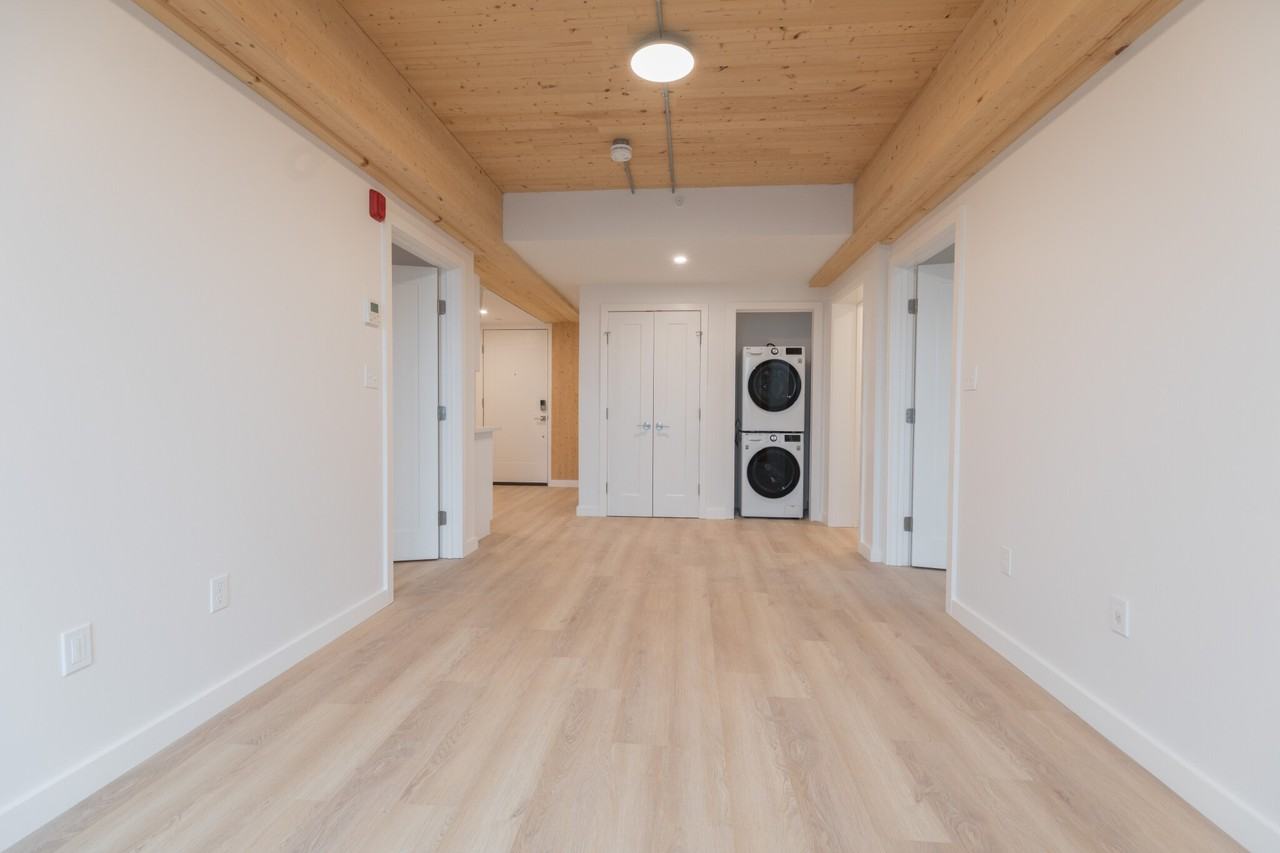 E Lenox St #704 - Photo 5 of 18