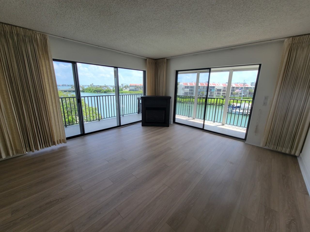 7600 Sun Island Dr S #408 - Photo 3 of 43