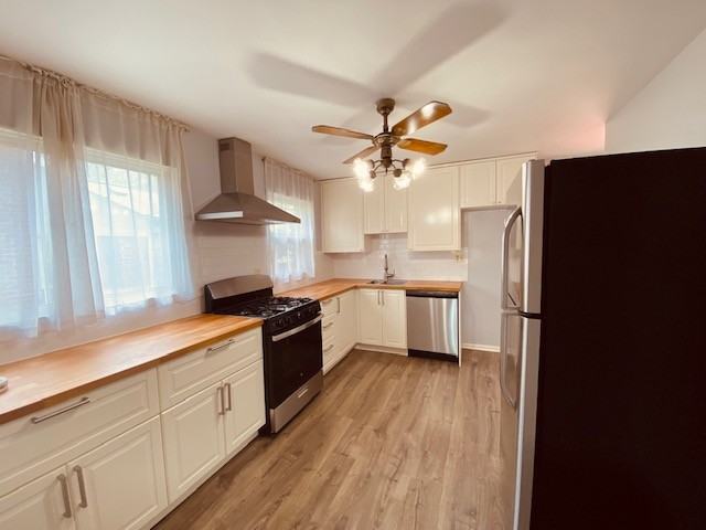 4418 Ives St - Photo 3 of 19