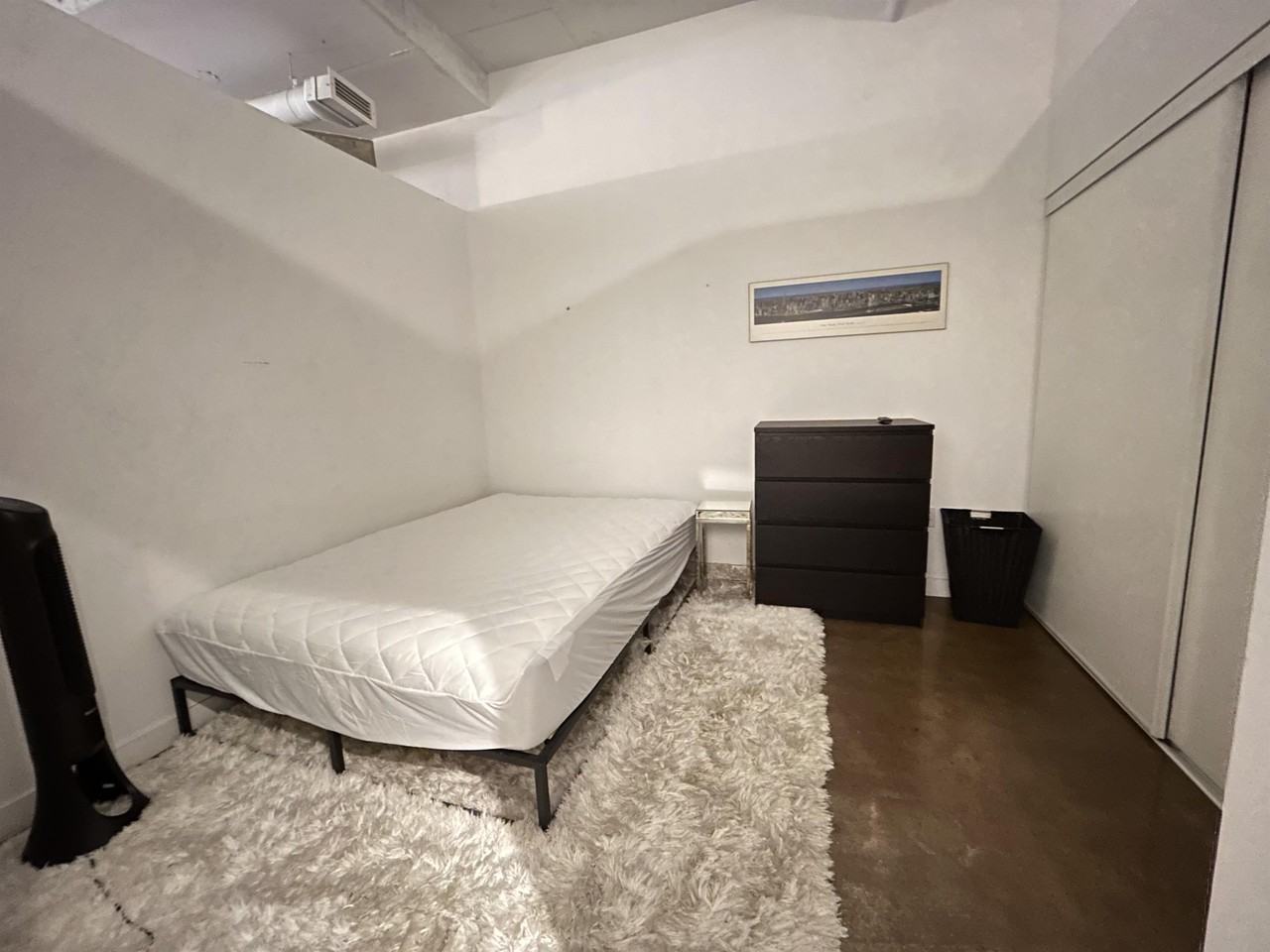 66 Bay St S #713 - Photo 6 of 10