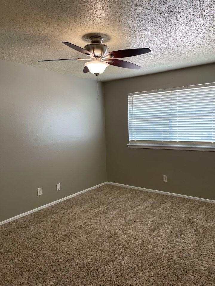 Kennedy Place Apartments - Photo 6 of 27