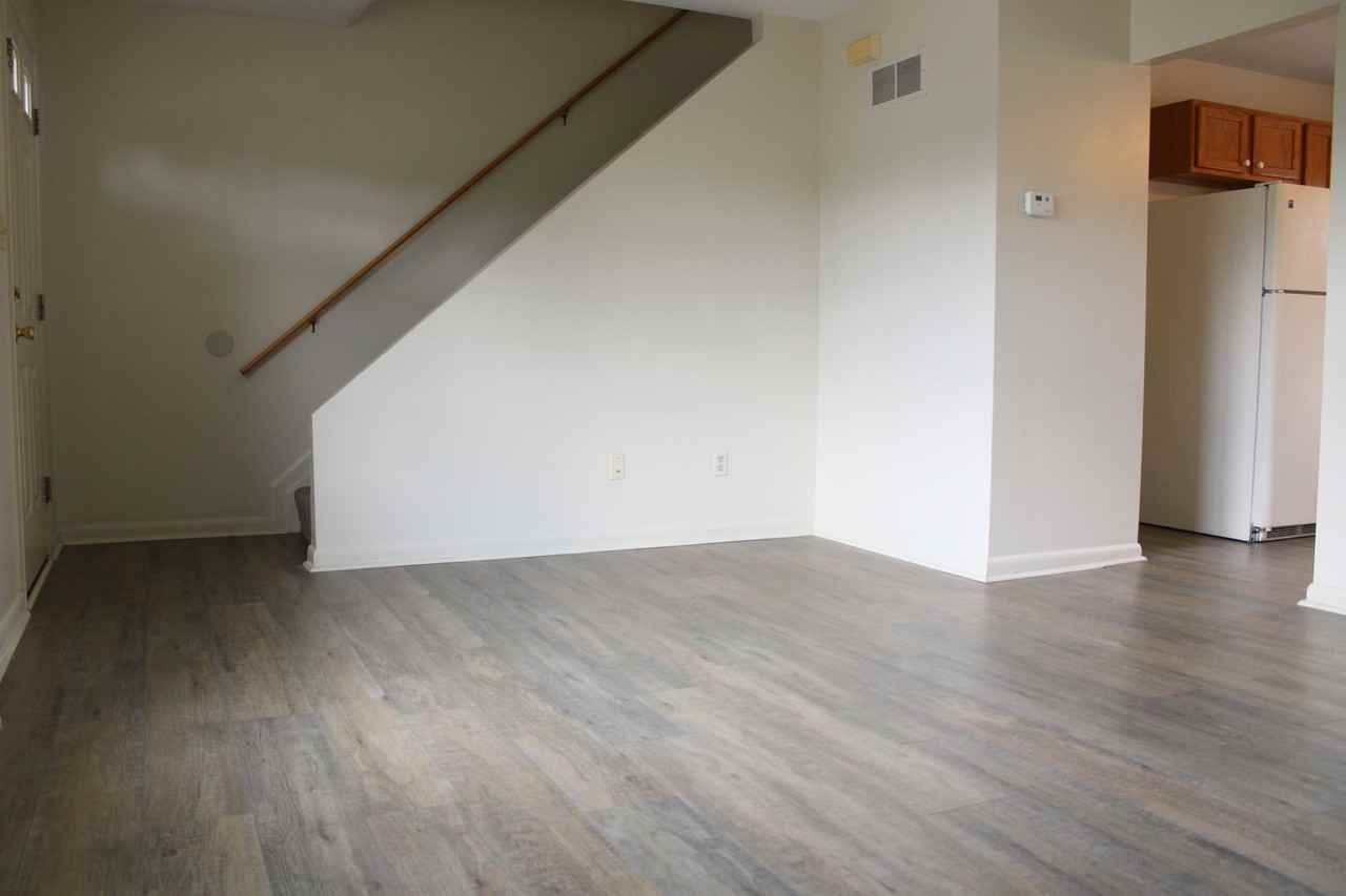 234 Ark Dr - Photo 2 of 14
