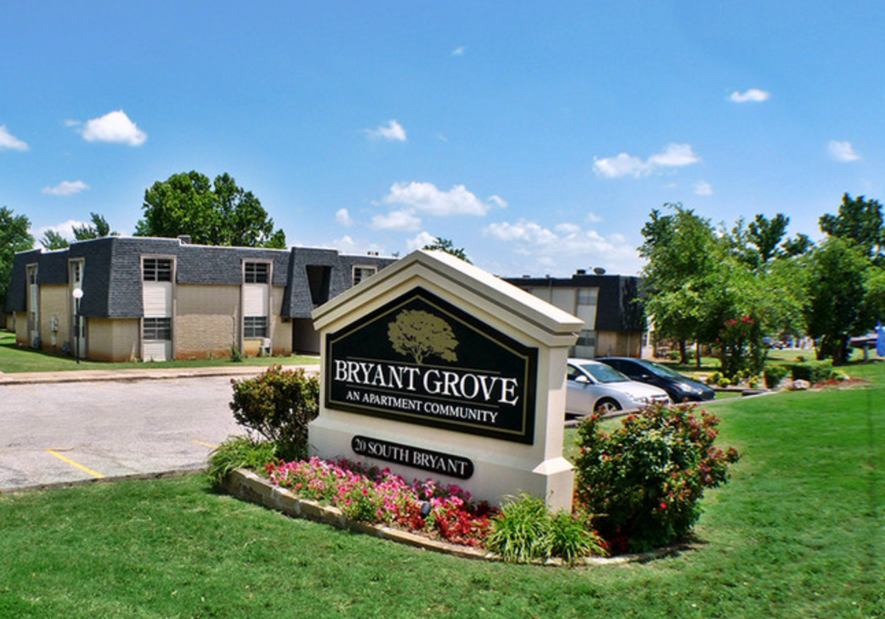 Bryant Grove Apartments - Photo 6 of 27