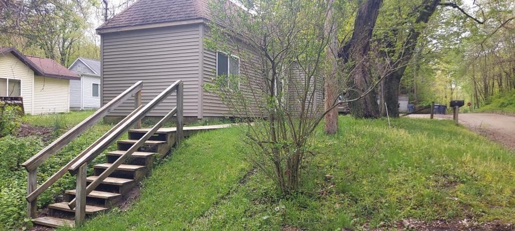 6031 Madison St - Photo 2 of 11