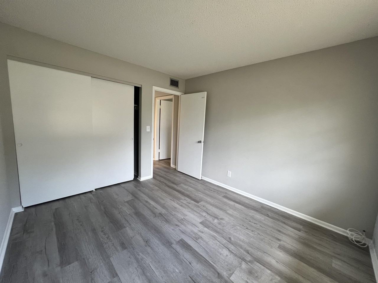 1920 W Lakeview Blvd #1 - Photo 2 of 48