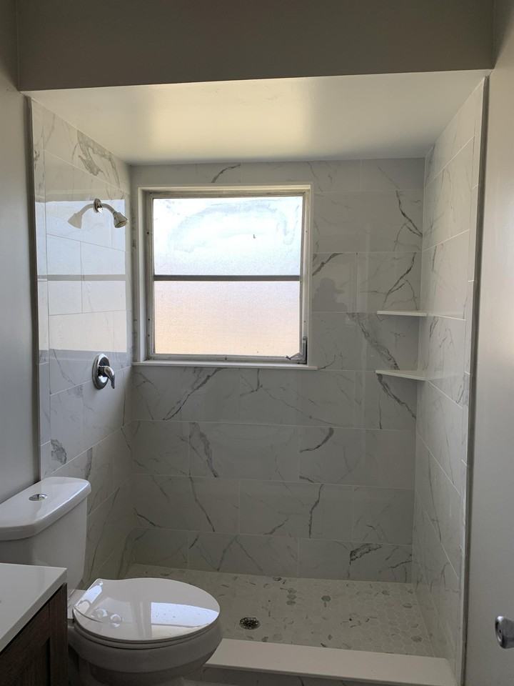 1920 W Lakeview Blvd #1 - Photo 4 of 48