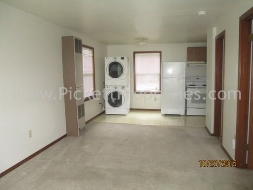 829 Dr M.L.K. Way - Photo 3 of 6