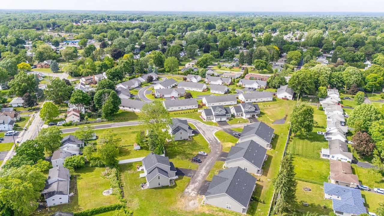 Teton Townhomes - Photo 2 of 28
