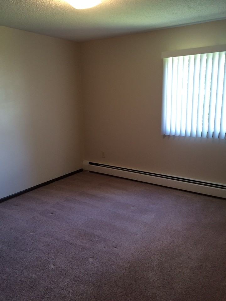 Woodgate Apartments - Photo 7 of 12