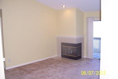 892 Goose Lake Ct - Photo 2 of 7