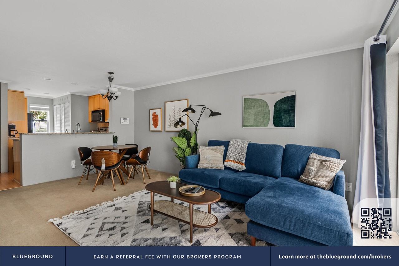 4115 178th Ln Se #704 - Photo 5 of 25