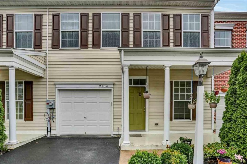 2134 Red Fox Dr - Photo 3 of 9