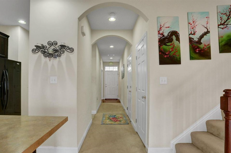 2134 Red Fox Dr - Photo 4 of 9