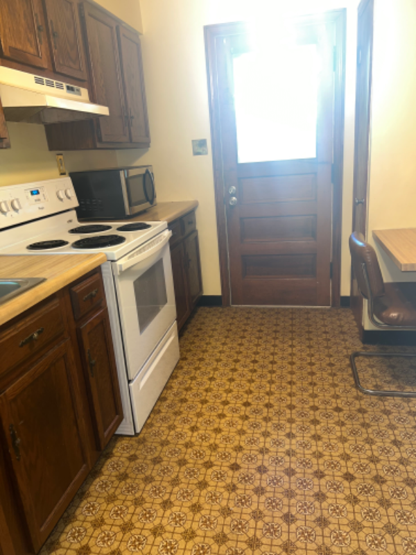 515 Cleveland Ave - Photo 3 of 21